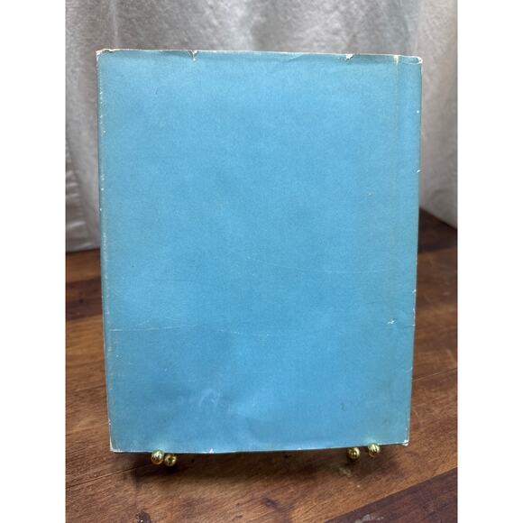 Vintage The Mole Family's Christmas By Russell Hoban '69 Hardcover & Dust Jacket - Picture 2 of 11